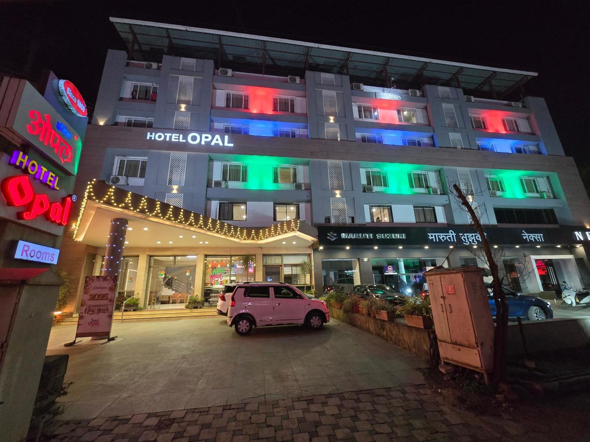 Hotel Opal Колхапур Экстерьер фото